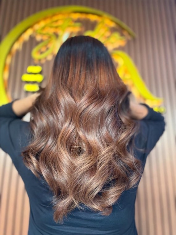 Honey balayage