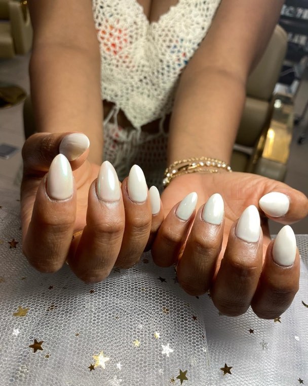 White french-style nails